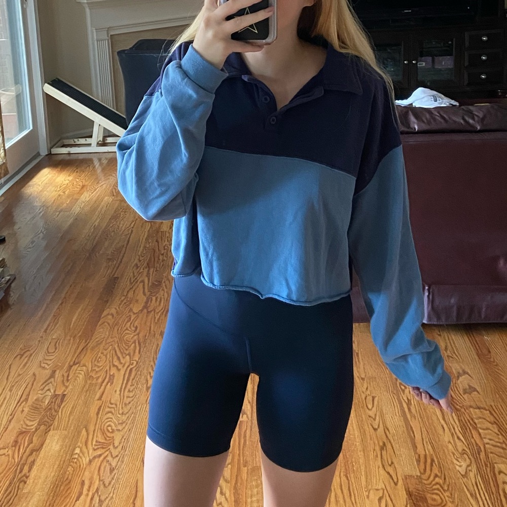 LA Hearts Cropped Collared Sweatshirt